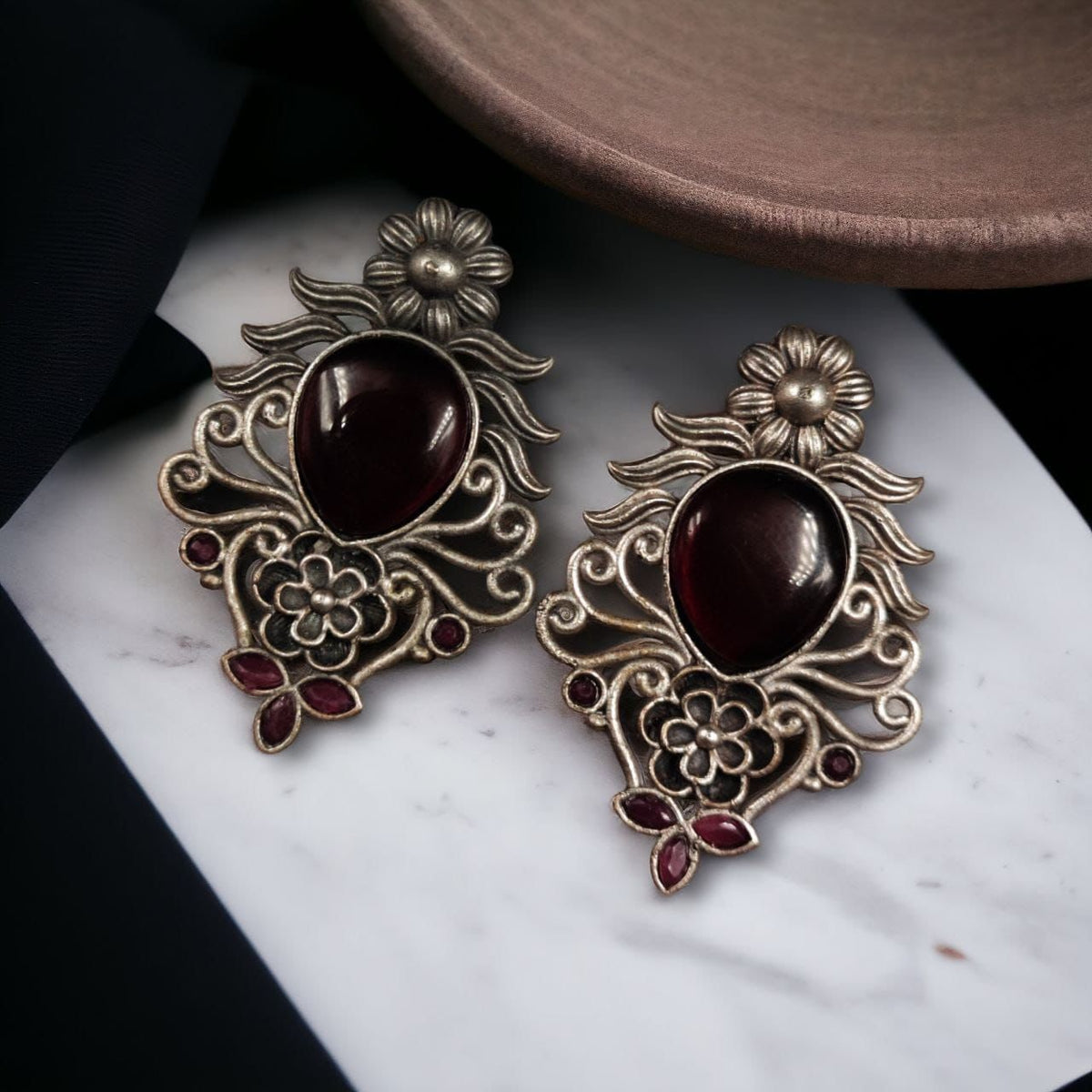Monalisa Stone Stud Earrings