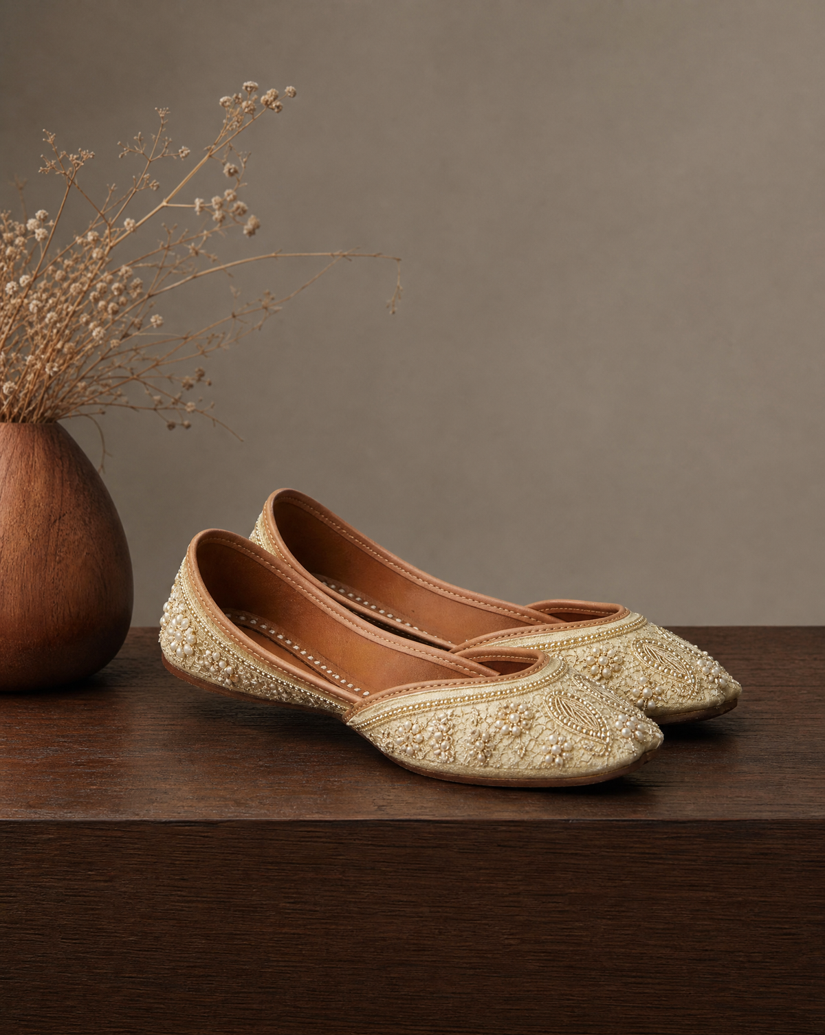 Beige Jarri Work