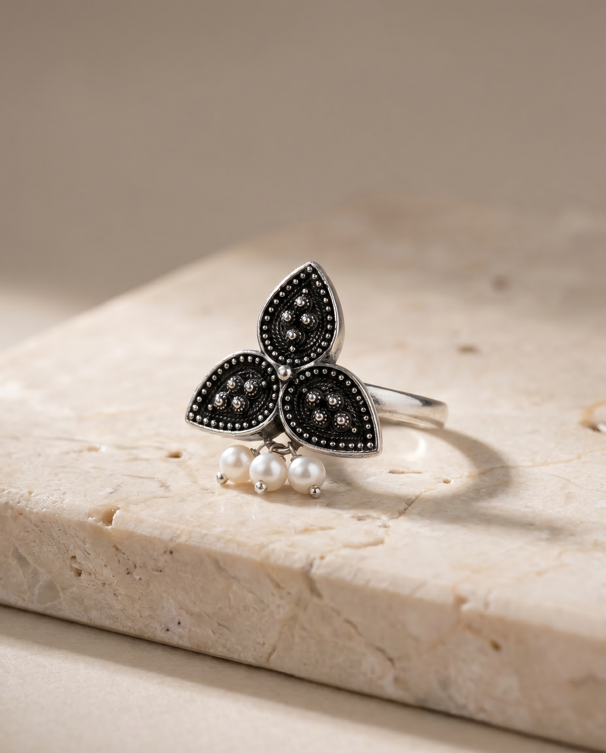 Leaf Adjustable Ring